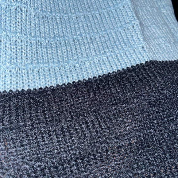 Colorblock Long Cardigan Sweater - Picture 5 of 10